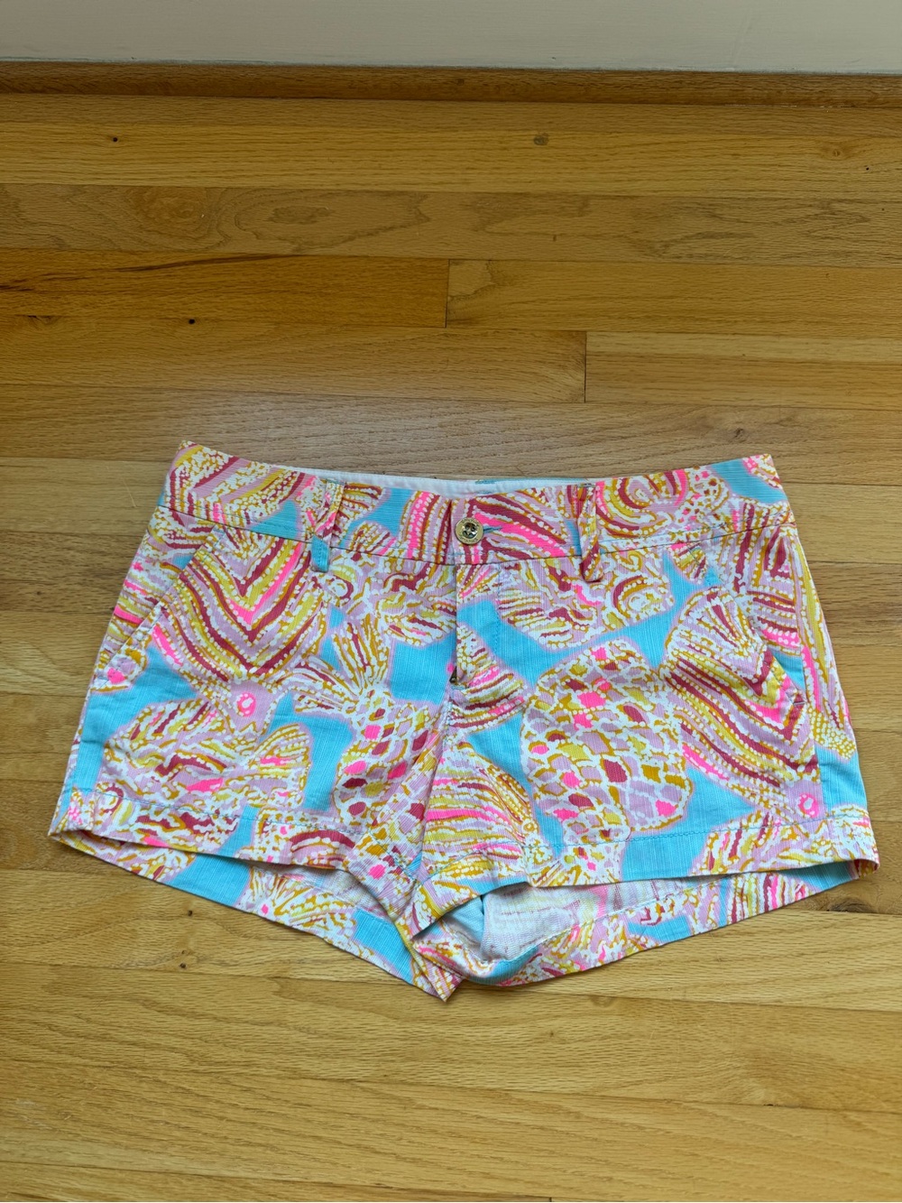 NWOT Women's Lily Pulitzer Walsh Shorts, size 6